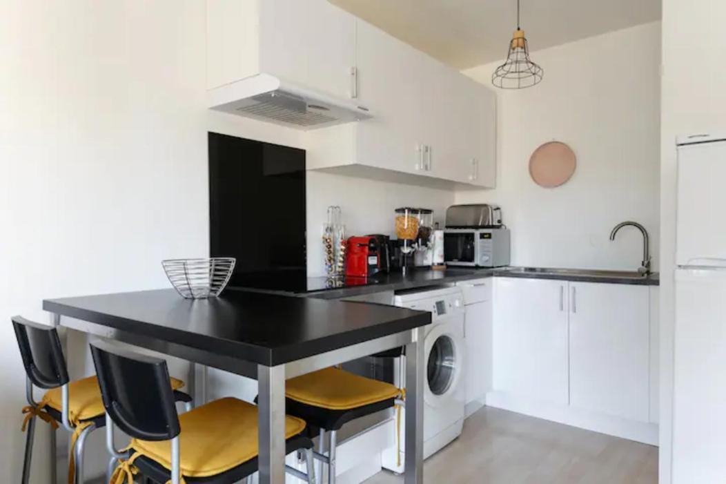 Appartement Cozy : 10/15 Min Des Champs Elysee Sartrouville Ngoại thất bức ảnh