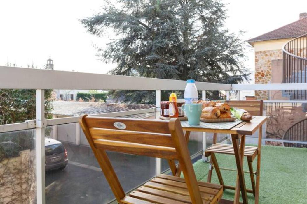 Appartement Cozy : 10/15 Min Des Champs Elysee Sartrouville Ngoại thất bức ảnh